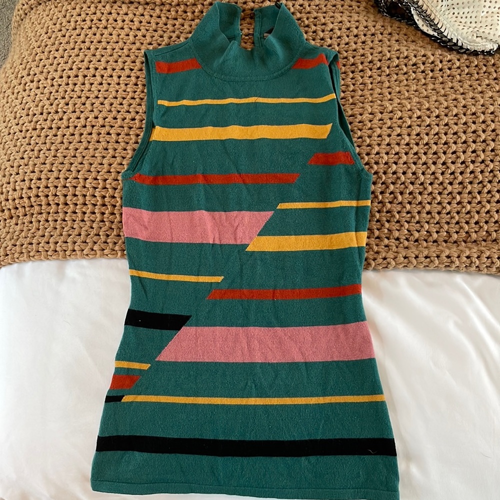 BCBG Maxazria top